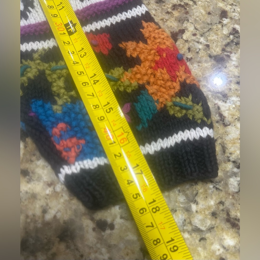 Colorful V-Neck Sweater - Picture 9 of 11